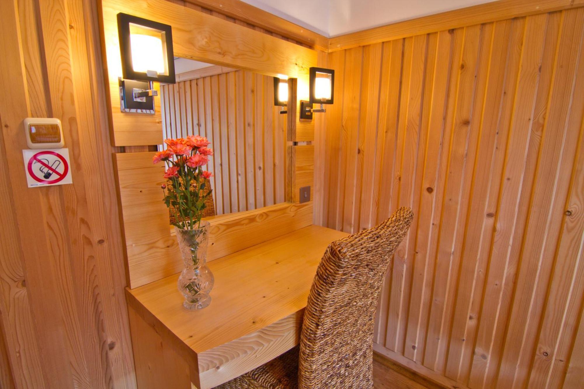 Bed and Breakfast Zakatek Pod Smrekami Косьцелісько Номер фото